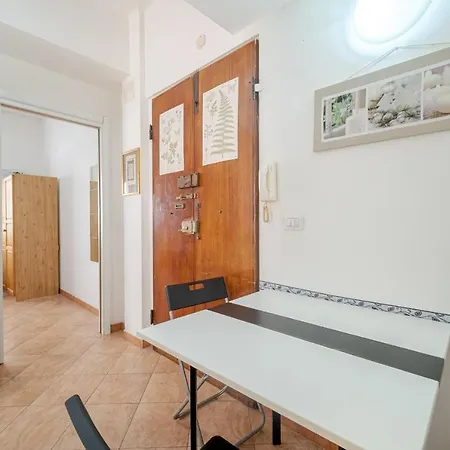 Borgoratti Comfortable Apartment Genoa